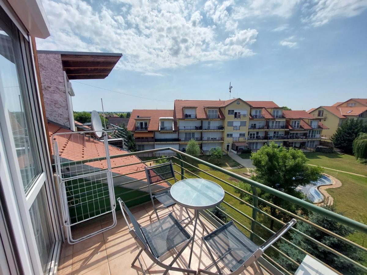 Cserke Napfeny Apartman Cserkeszolo Luaran gambar