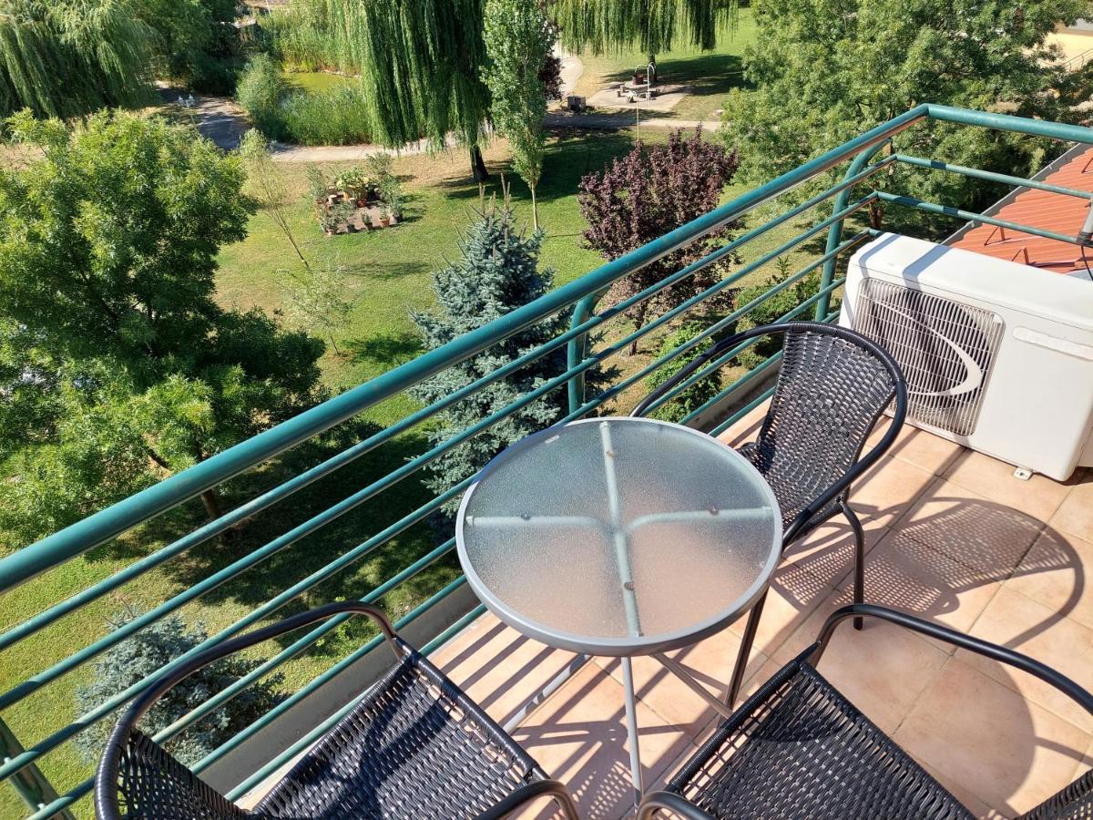 Cserke Napfeny Apartman Cserkeszolo Luaran gambar