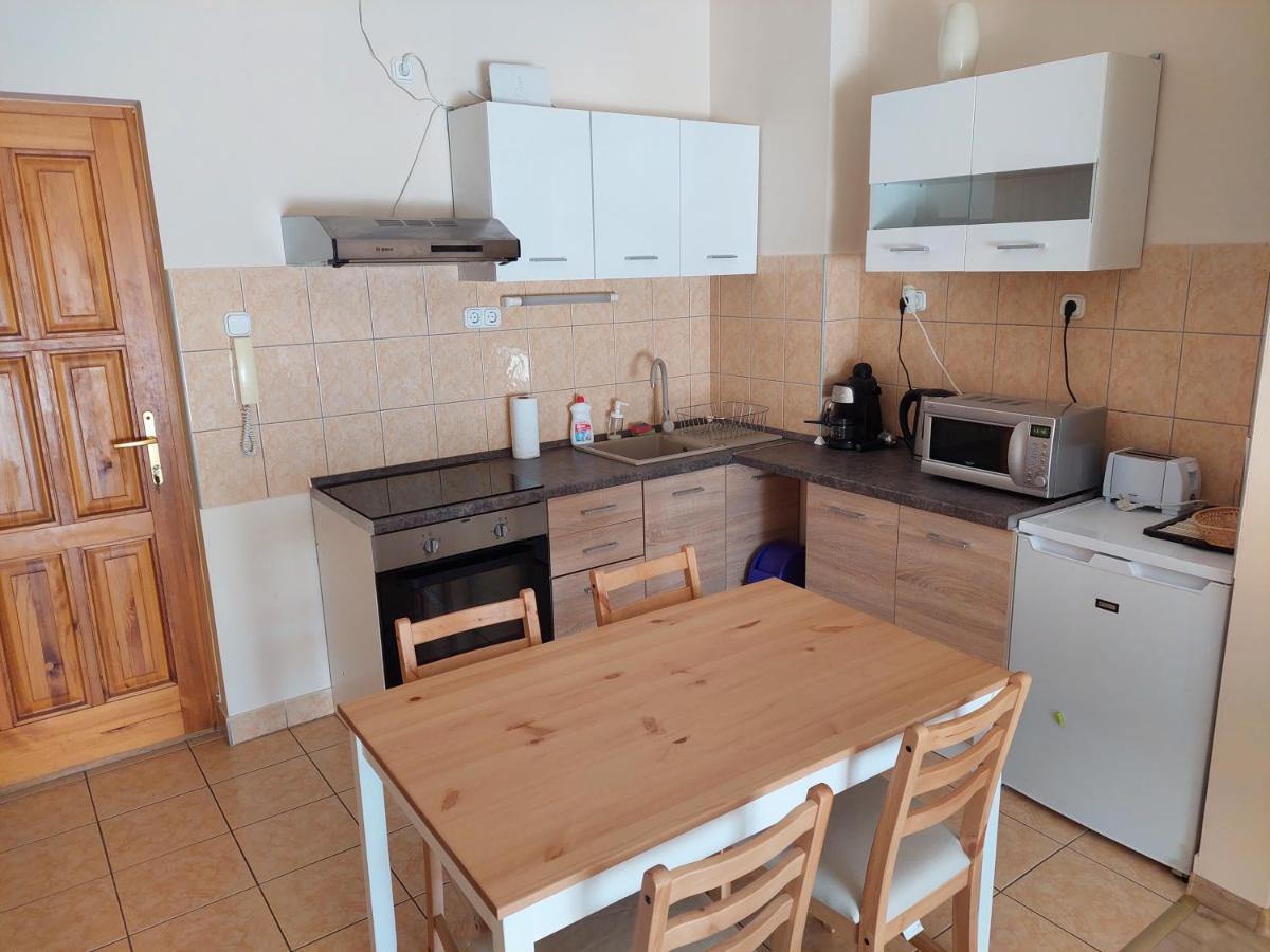 Cserke Napfeny Apartman Cserkeszolo Luaran gambar